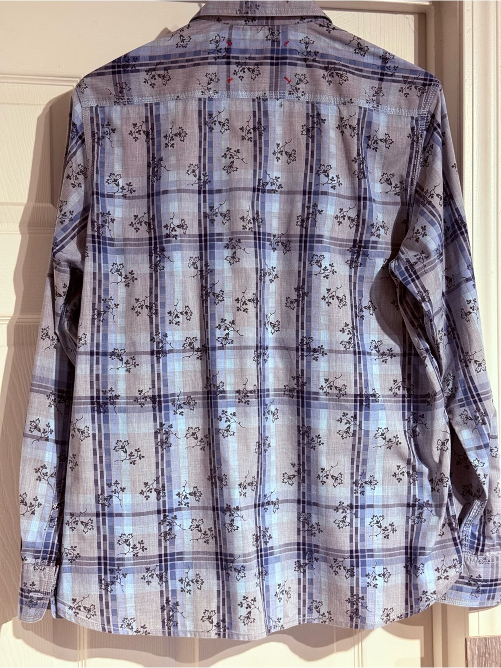 Robert Graham Long Sleeve Button Down Shirt Mens M Blue Floral Plaid - Picture 2 of 9